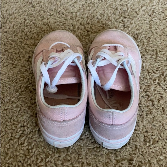 Vans - Picture 3 of 4